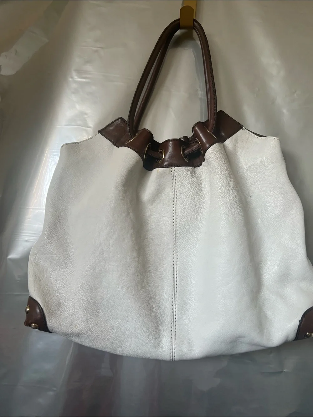 *PROJECT BAG** MICHAEL Michael Kors White and Brown Leather Shoulder Tote.